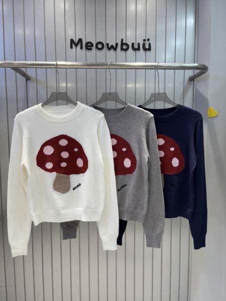 2025年9月26日入荷秋冬新作 miumiuニットのセータ...