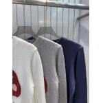 2025年9月26日入荷秋冬新作 miumiuニットのセーターファッション/誕生日プレゼント/贈り物 can工場