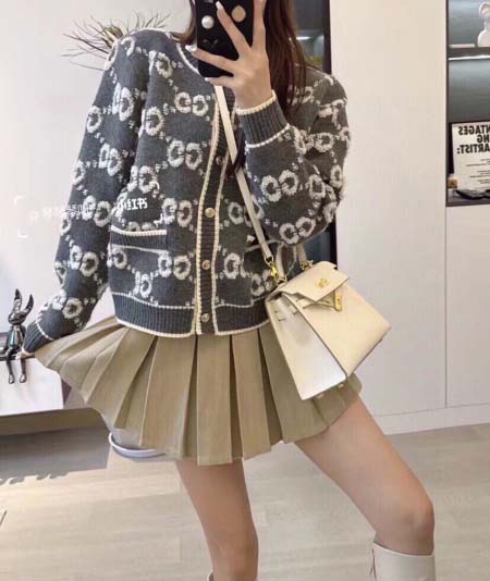 2025年9月27日入荷秋冬新作Gucci ニットカーディガ...