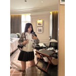 2025年9月27日入荷秋冬新作THOM BROWNE ニットカーディガン  ファッション/誕生日プレゼント/贈り物 can工場