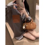 2025年9月27日入荷秋冬新作Loeweシャツファッション/誕生日プレゼント/贈り物 can工場