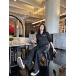 2025年9月27日入荷秋冬新作LOEWE長袖ファッション/誕生日プレゼント/贈り物 can工場