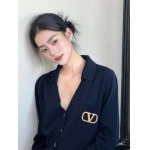 2025年9月27日入荷秋冬新作Valentino ニットカーディガン  ファッション/誕生日プレゼント/贈り物 can工場