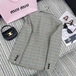 2025年9月27日入荷秋冬新作 miumiuジャケットファッション/誕生日プレゼント/贈り物 can工場