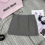 2025年9月27日入荷秋冬新作 miumiu背広ファッション/誕生日プレゼント/贈り物 can工場