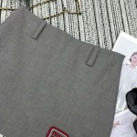 2025年9月27日入荷秋冬新作 miumiu背広ファッション/誕生日プレゼント/贈り物 can工場