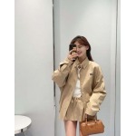 2025年9月27日入荷秋冬新作 miumiuジャケットファッション/誕生日プレゼント/贈り物 can工場