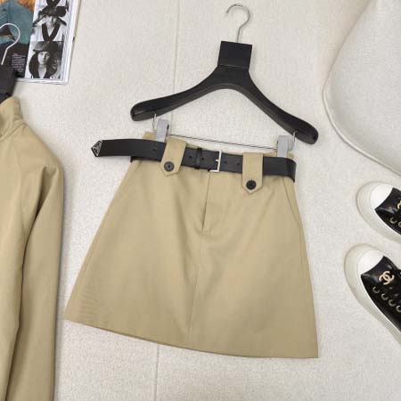 2025年9月27日入荷秋冬新作Pradaジャケットファッシ...