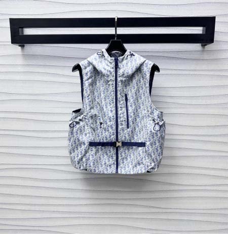 2025年9月27日入荷秋冬新作Dior ファッション/誕生...