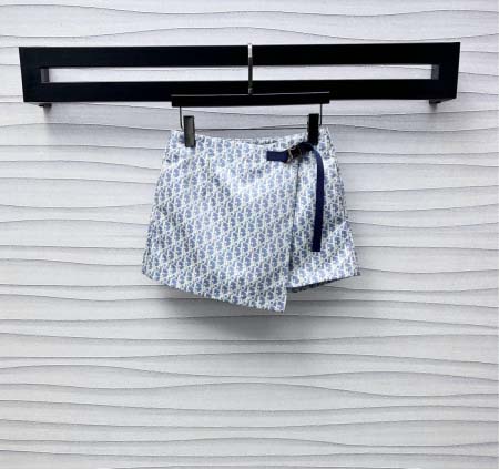 2025年9月27日入荷秋冬新作Dior ファッション/誕生...