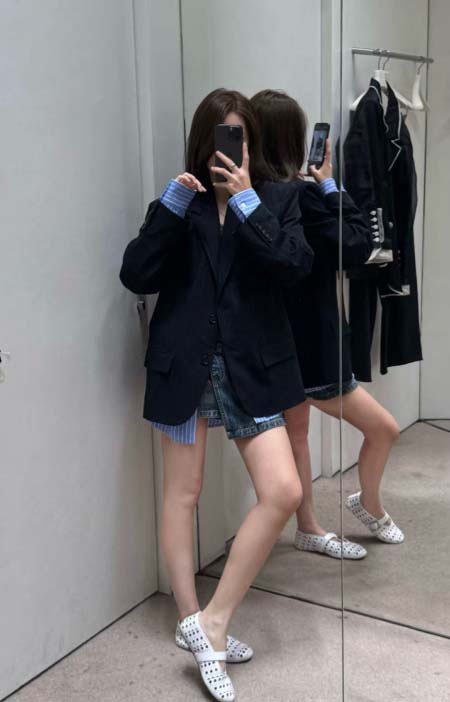 2025年9月27日入荷秋冬新作ACNEジャケットファッショ...