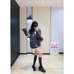 2025年9月27日入荷秋冬新作THOM BROWNE ニットカーディガン  ファッション/誕生日プレゼント/贈り物 can工場