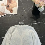2025年9月27日入荷秋冬新作Dior ニットの上着ファッション/誕生日プレゼント/贈り物 can工場