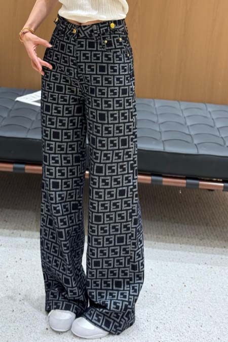 2025年9月27日入荷秋冬新作Fendiジーパンファッショ...