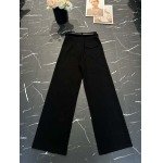 2025年9月27日入荷秋冬新作 miumiuジーパンファッション/誕生日プレゼント/贈り物 can工場