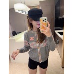 2025年9月27日入荷秋冬新作Celineセーターファッション/誕生日プレゼント/贈り物 can工場