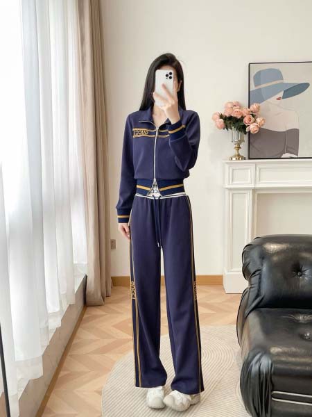 2025年9月27日入荷秋冬新作Gucci上下ファッション/...