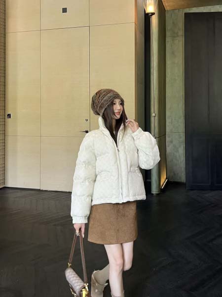 2025年9月27日入荷秋冬新作Gucciジャケットファッシ...