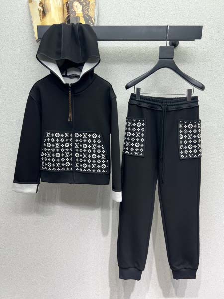 2025年9月28日入荷新作Louis Vuittonセット...