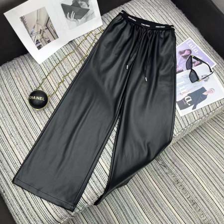 2025年9月28日入荷新作Miumiuレディース服高級N品...