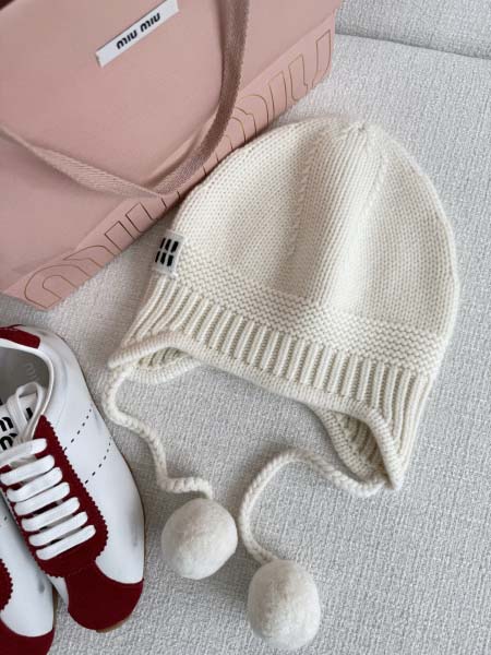 2025年9月28日入荷秋冬新作miumiuレディース服高級...