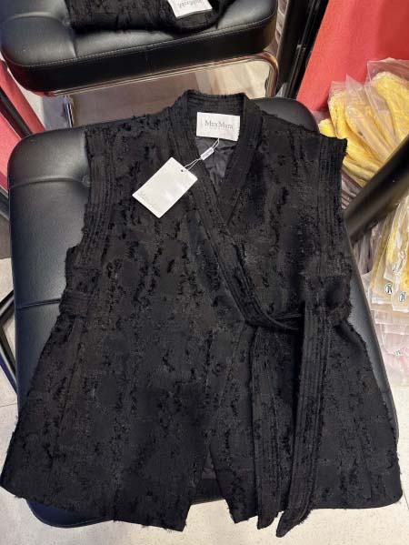 2025年9月29日入荷秋冬新作MaxMaraレディース服原...