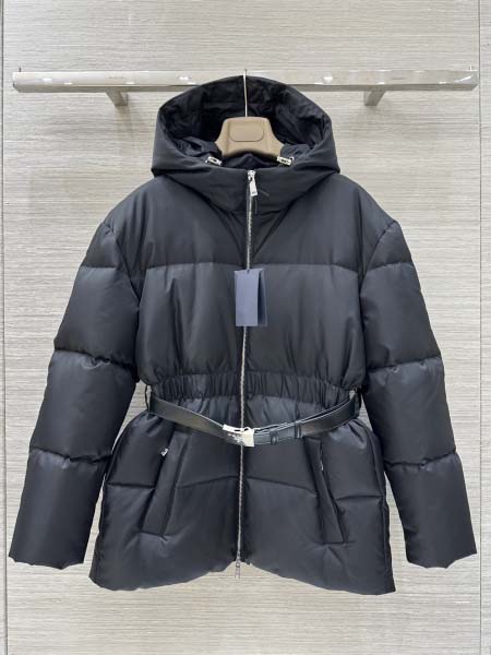 2025年9月29日入荷秋冬新作Pradaレディース服原版復...