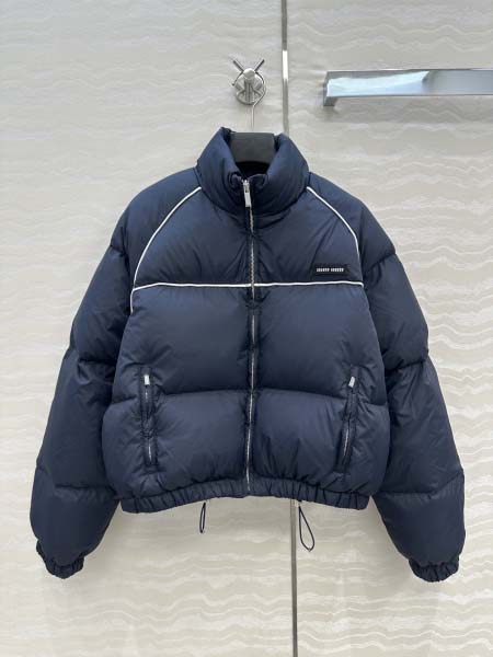 2025年9月29日入荷秋冬新作miumiuレディース服原版...