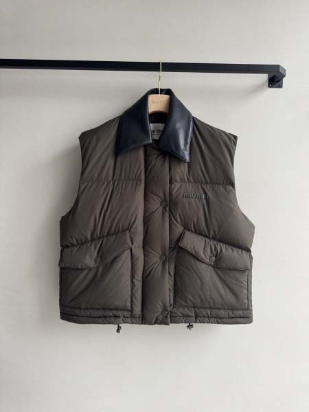 2025年9月29日入荷秋冬新作Miumiuレディース服原版...