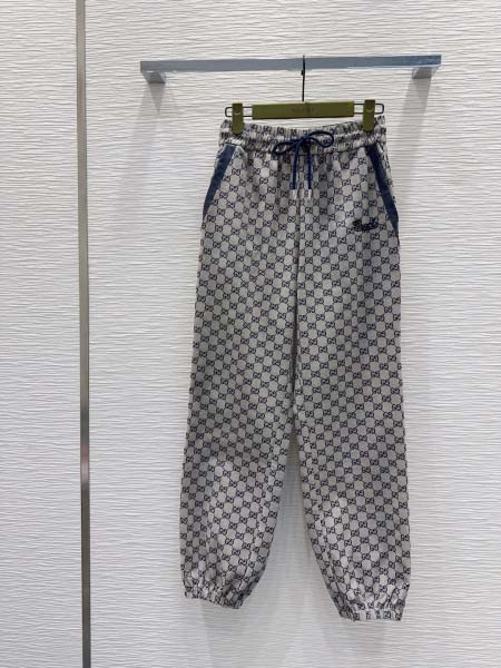 2025年9月29日入荷秋冬新作Gucciレディース服原版復...