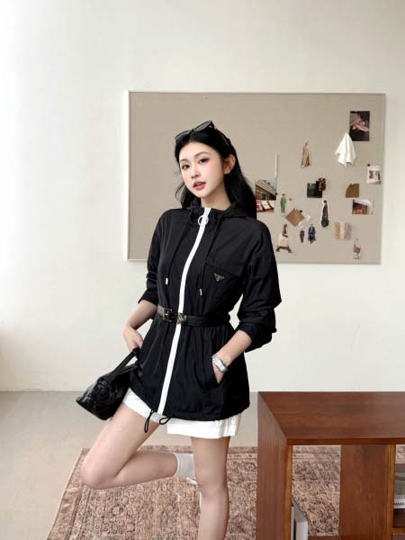 2025年9月29日入荷秋冬新作Pradaレディース服原版復...