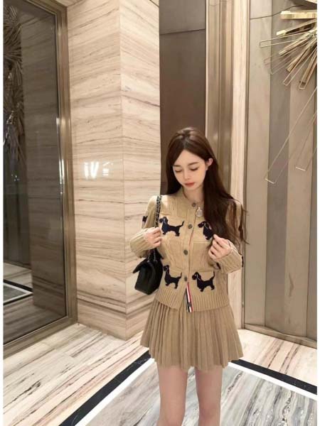 2025年9月30日入荷秋冬新作Thom Browne ニッ...