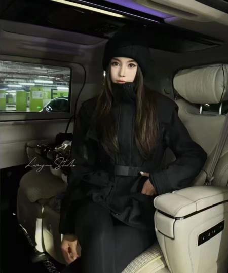 2025年9月30日入荷秋冬新作Prada ジャケットファッ...