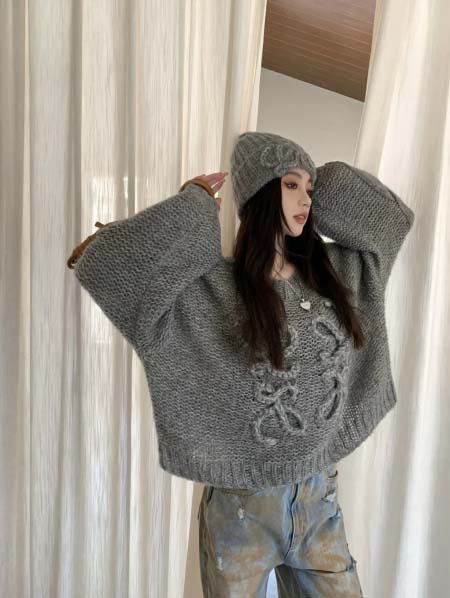 2025年9月30日入荷秋冬新作Loewe ニット/セーター...