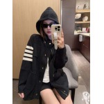 2025年9月30日入荷秋冬新作Thom Browneニット/セーターファッション/誕生日プレゼント/贈り物 can工場