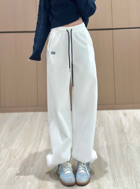 2025年9月30日入荷秋冬新作MiuMiu ズボンファッシ...