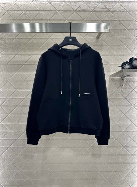 2025年9月30日入荷秋冬新作Miumiuファッション/誕...