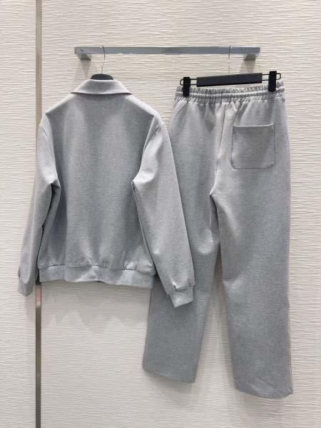 2025年10月13日入荷秋冬新作Fendiセットファッション/誕生日プレゼント/贈り物 can工場