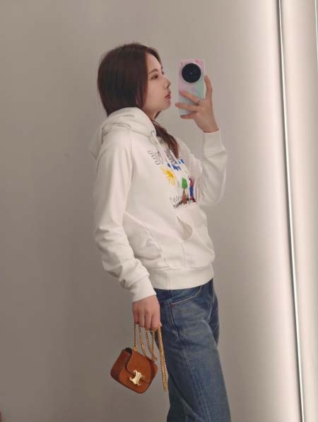 2025年10月13日入荷秋冬新作Celineパーカーファッション/誕生日プレゼント/贈り物 can工場