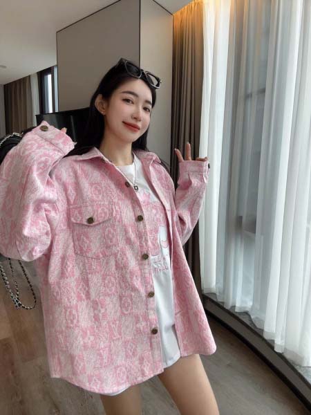 2025年10月13日入荷秋冬新作Louis Vuittonファッション/誕生日プレゼント/贈り物 can工場