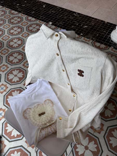 2025年10月13日入荷秋冬新作 Celine ファッション/誕生日プレゼント/贈り物 can工場