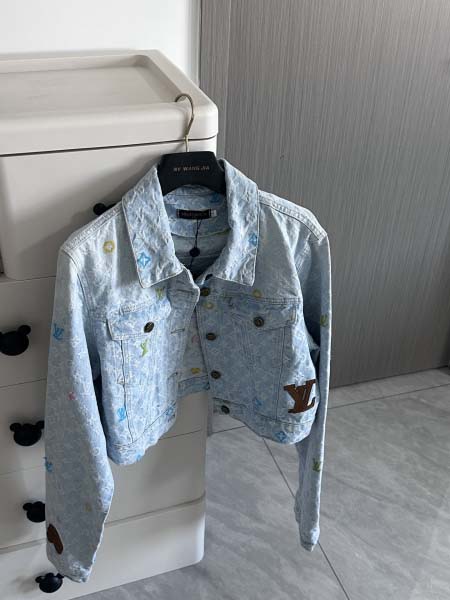 2025年10月13日入荷秋冬新作Louis Vuittonファッション/誕生日プレゼント/贈り物 can工場