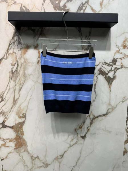 2025年10月14日入荷秋冬新作Miumiuファッション/誕生日プレゼント/贈り物 can工場