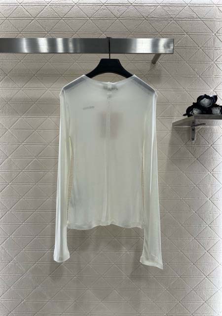 2025年10月14日入荷秋冬新作Miumiuアンダーシャツファッション/誕生日プレゼント/贈り物 can工場