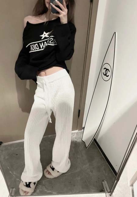 2025年10月14日入荷秋冬新作Dior  セーター ファッション/誕生日プレゼント/贈り物 can工場