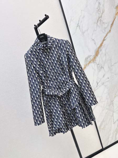 2025年10月14日入荷秋冬新作Dior ファッション/誕生日プレゼント/贈り物 can工場