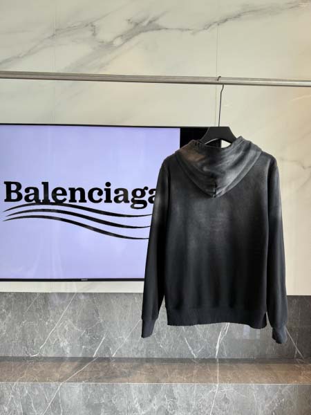 2025年10月20日秋冬入荷新作Balenciagaパーカー高品質 人気商品/HL工場