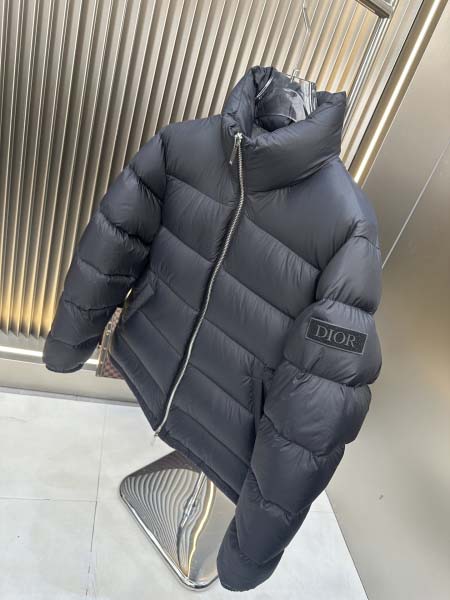 2025年10月23日秋冬入荷新作Diorダウンジャケット高品質 人気商品/DD工場