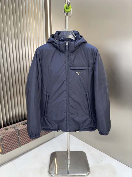 2025年10月23日秋冬入荷新作Pradaダウンジャケット高品質 人気商品/DD工場