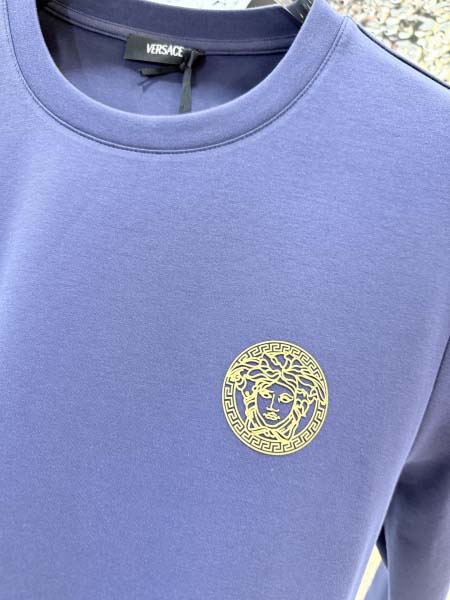 2025年10月26日入荷秋冬新作Versace長袖 Tシャツ高級品/MP工場